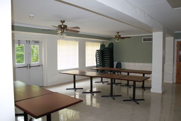 Woodridge Professional Building: 2619 W Heading Ave, West Peoria, IL 61604